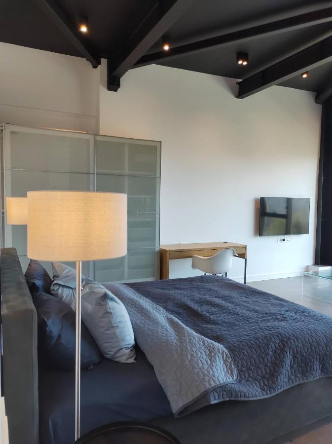Sky Loft Apartment Iasi Luaran gambar